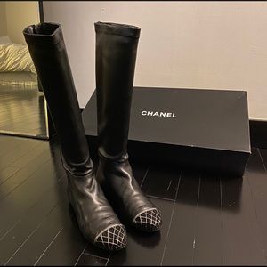 CHANEL black high leather boots 👢 size EU40/ US10